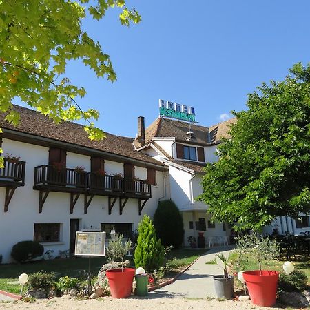 Hotel Restaurant Le Traineau Clelles Esterno foto