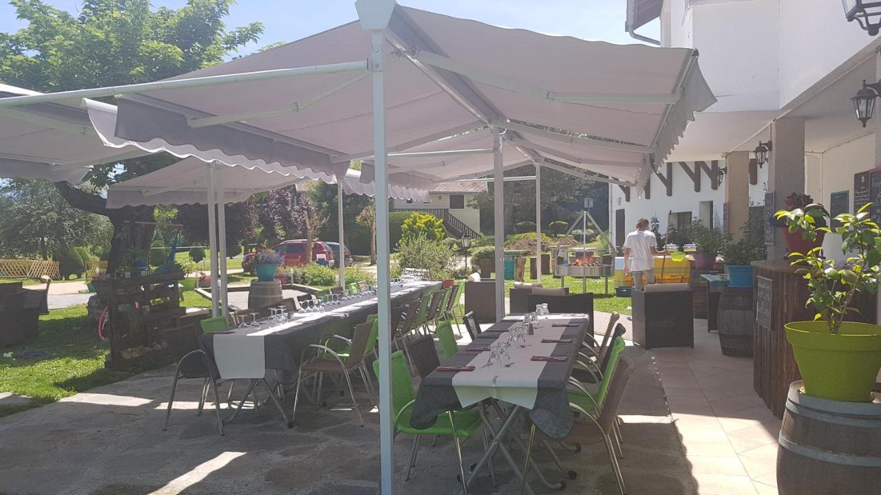 Hotel Restaurant Le Traineau Clelles Esterno foto